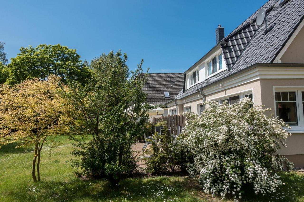 Villa Premiumhaus Bodden Und Mehr-Brise Born Exterior foto